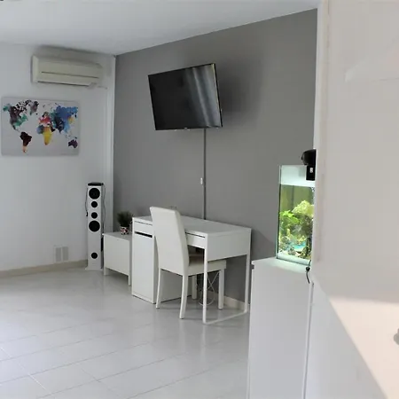 Ideal By The Sea. Apartament *