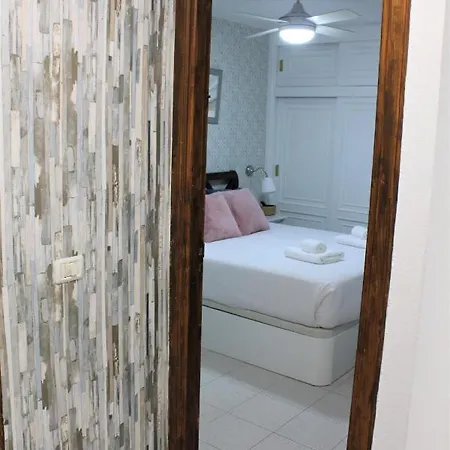 Apartament Ideal By The Sea. *